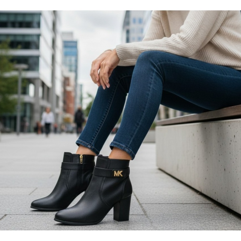 MICHAEL Michael Kors Jilly Black Faux Pebbled Leather Ankle Boots US 9M - Picture 1 of 11